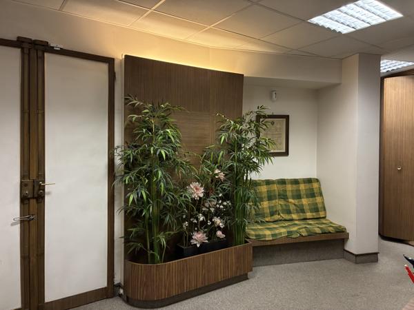 Local Commercial 6 pièces - 119 m²