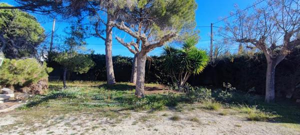 Terrain à vendre    Marignane