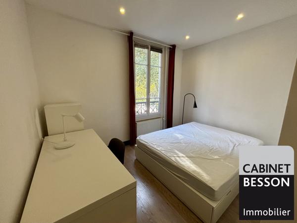 GRENOBLE - T3 MEUBLE - 18 Place Saint Bruno