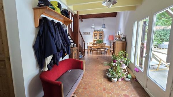 Maison à vendre 596 790 € Saint-Jean-d'Illac 6 p 159 m² DPE C