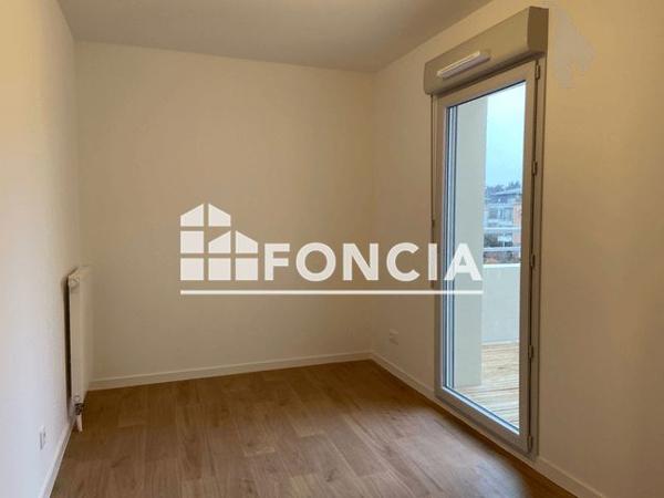 Location Appartement 3 pièces 61.63 m² - 11 AVENUE DU GENERAL DE GAULLE Fondettes 37230