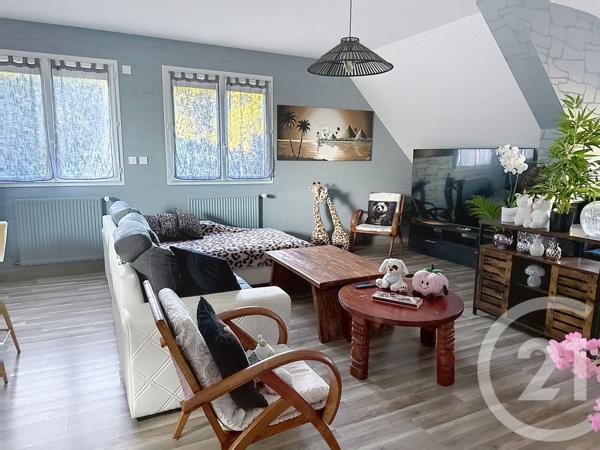 Immeuble à vendre  250 m2 PEILLAC - 56