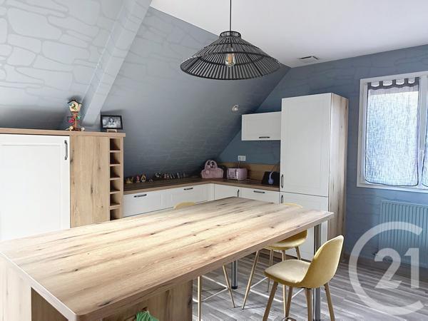 Immeuble à vendre  250 m2 PEILLAC - 56