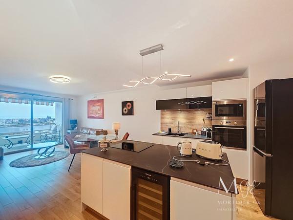 Appartement à VAL FLEURI (06800)