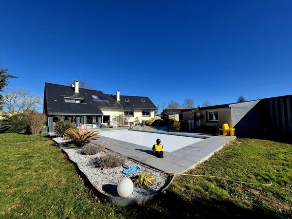 Odos (65310) Maison 280 m2 - Odos - Piscine