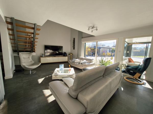 Odos (65310) Maison 280 m2 - Odos - Piscine