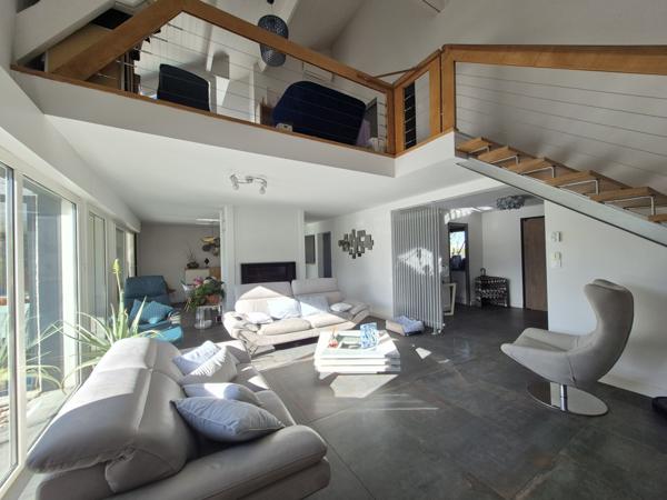 Odos (65310) Maison 280 m2 - Odos - Piscine