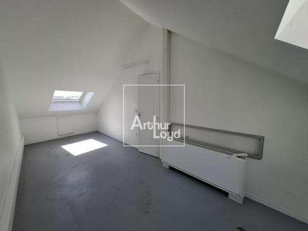 BUREAUX - Gare - Climatisation - Accès PMR