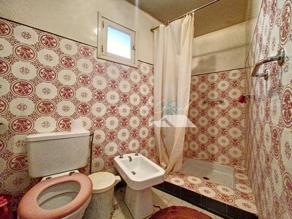 Creissels (12100) Maison de ville à rénover à Creissels // garage //