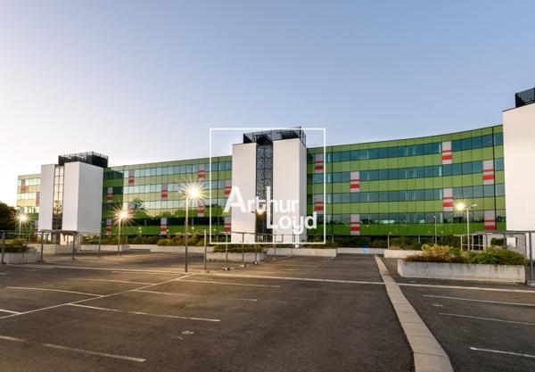 Bureaux à louer à Toulouse - Ensemble immobilier avec stationnement sécurisé