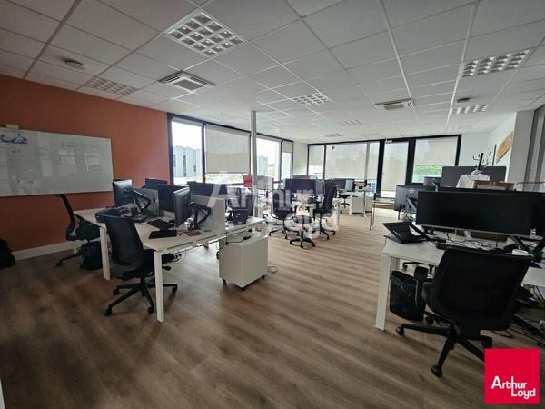 ANGERS OUEST PLATEAUX DE BUREAUX DE 405 M² AVEC TERRASSE A LOUER