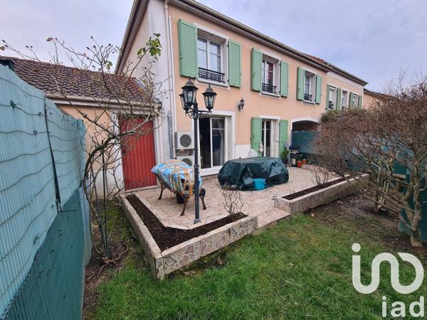 Maison de ville 6 pièces de 105 m² à Bondy (93140)