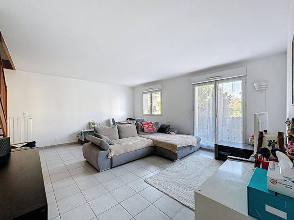 Appartement Roissy En Brie 4 pièce(s) 71.8 m2