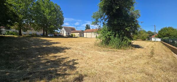 Terrain Montgueux 1760 m2