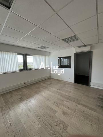 Bureaux à louer 95 m² - ZI LA PALUD - Fréjus
