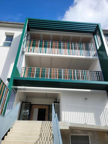 A LOUER SAINT JEAN DE LUZ - LOCAL PROFESSIONNEL/BUREAU 15,30 m2