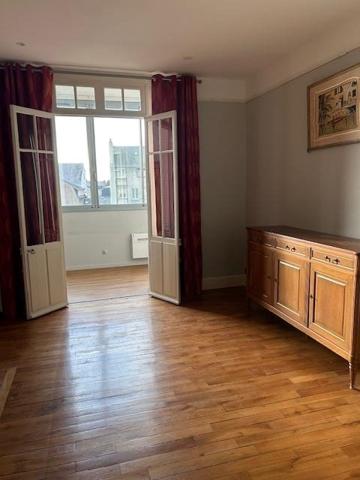 Vente / Appartement T5