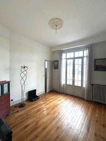 Vente / Appartement T5