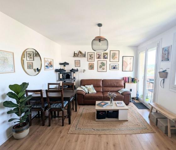 Appartement Rouen 3 pièce( 65m²  - Sans vis à vis - place parking cuisine ouverte sans travaux