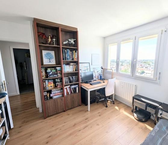 Appartement Rouen 3 pièce( 65m²  - Sans vis à vis - place parking cuisine ouverte sans travaux
