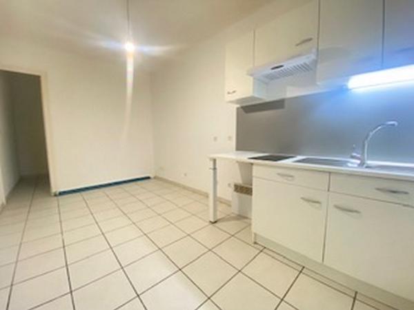 Narbonne, Appartement 2 pièces avec extérieur