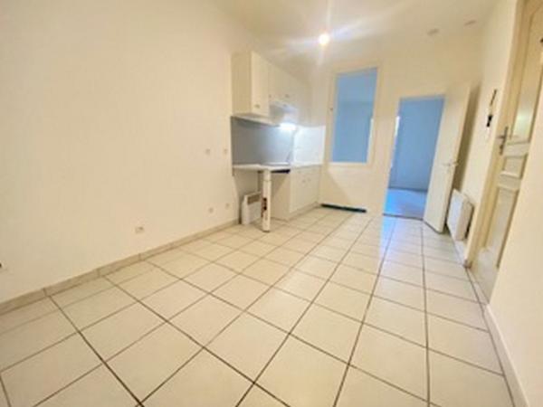 Narbonne, Appartement 2 pièces avec extérieur