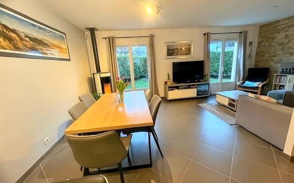 Maison à vendre    5 pièces • 86 m2 Menucourt