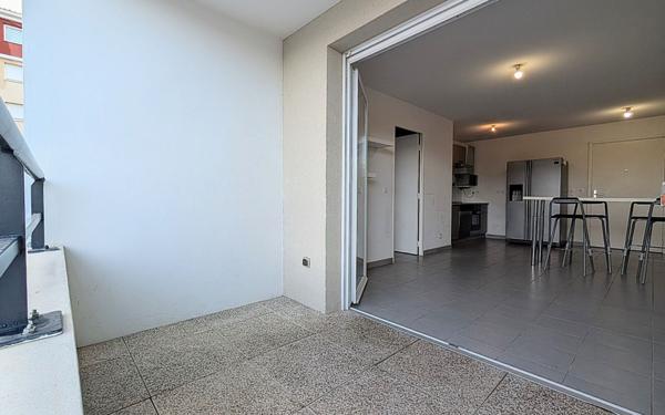 Appartement à vendre    2 pièces •  Miramas