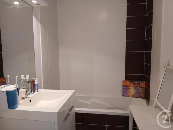 Maison à vendre  5 pièces - 91,65 m 2   GRANVILLE  - 50