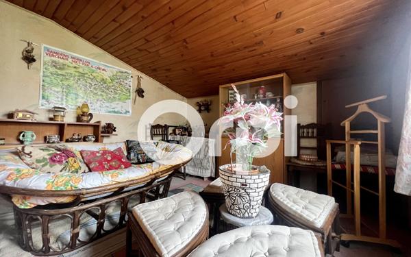 Maison à vendre    4 pièces •  Cuffies