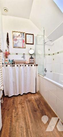 Maison en pierre de charme ? Rénovation soignée ? Orgères (35230)

Entre Orgères et St Erblon...