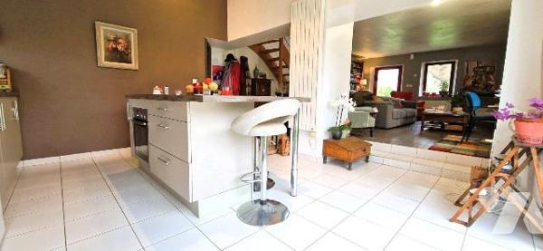 Maison en pierre de charme ? Rénovation soignée ? Orgères (35230)

Entre Orgères et St Erblon...