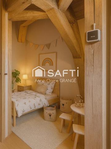 Maison de ville avec cave et courette ,idéal investisseur ou premier achat