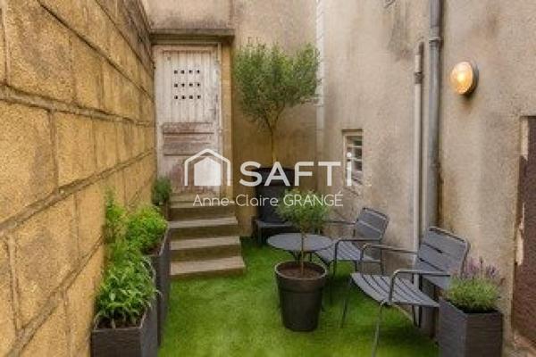 Maison de ville avec cave et courette ,idéal investisseur ou premier achat