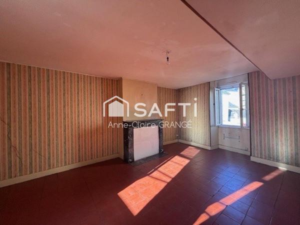 Maison de ville avec cave et courette ,idéal investisseur ou premier achat