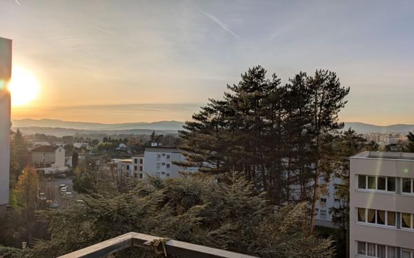 Appartement à vendre    1 pièce • 30,66 m2 Sainte-Foy-lès-Lyon