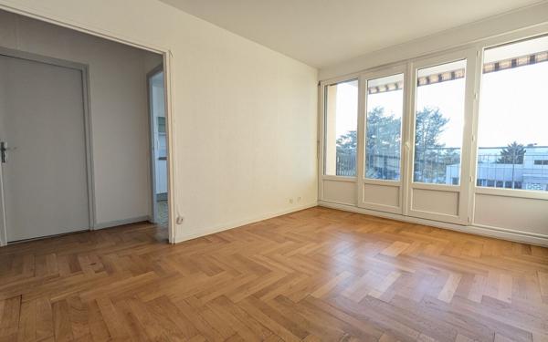 Appartement à vendre    1 pièce • 30,66 m2 Sainte-Foy-lès-Lyon