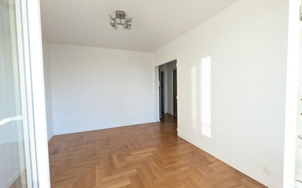 Appartement à vendre    1 pièce • 30,66 m2 Sainte-Foy-lès-Lyon