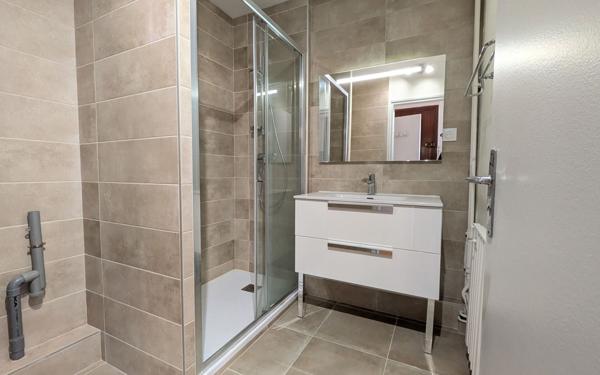 Appartement à vendre    1 pièce • 30,66 m2 Sainte-Foy-lès-Lyon