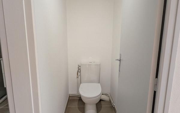 Appartement à vendre    1 pièce • 30,66 m2 Sainte-Foy-lès-Lyon