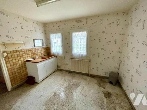 MAISON A VENDRE A RETHEL, AXE REIMS/CHARLEVILLE-MEZIERES, gare (à 1h15 de Paris gare de l'Est e...