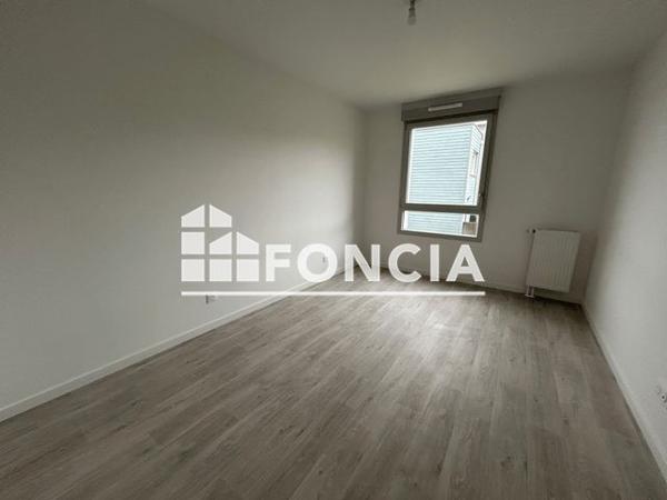 Location Appartement 3 pièces 57.75 m² - 4 RUE JEAN JAURES Colombelles 14460