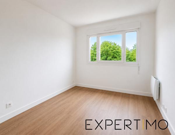 DUPLEX - DERNIER ETAGE - PROXIMITE GARE ET CENTRE-VILLE - FORET