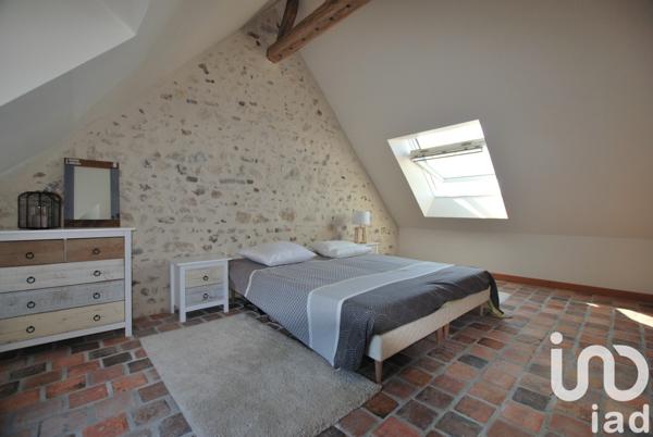 Longère 6 pièces de 115 m² à Ouzouer-sur-Trézée (45250)