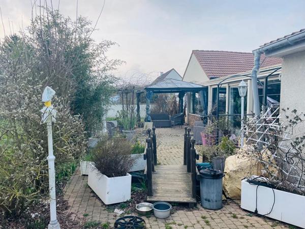 Maison  200 m2 à 5 min de Chérisy, Garage 80m2, dépendance, véranda