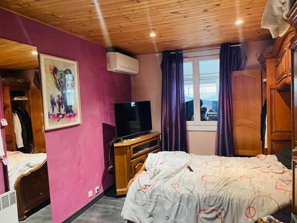 Maison  200 m2 à 5 min de Chérisy, Garage 80m2, dépendance, véranda