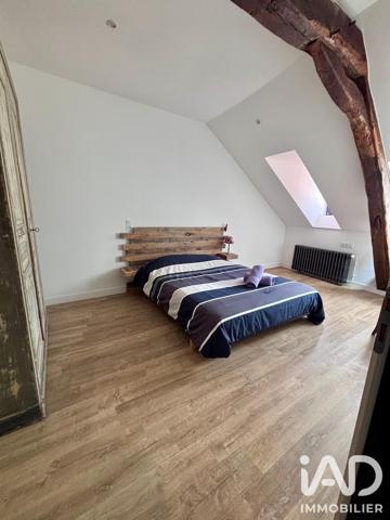 Maison à vendre 7 pièces 204,6 m² La Flèche