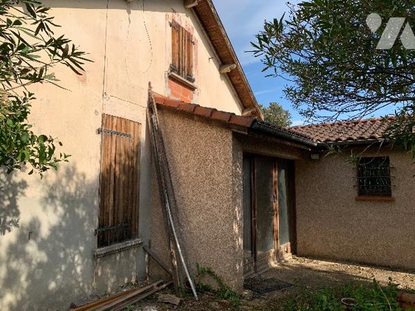 Maison à rénover sur terrain 600m²