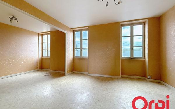 Maison à vendre    5 pièces •  Lapalisse