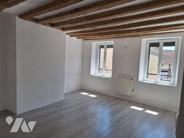 Maison de 156m² entièrement rénovée, Blancafort